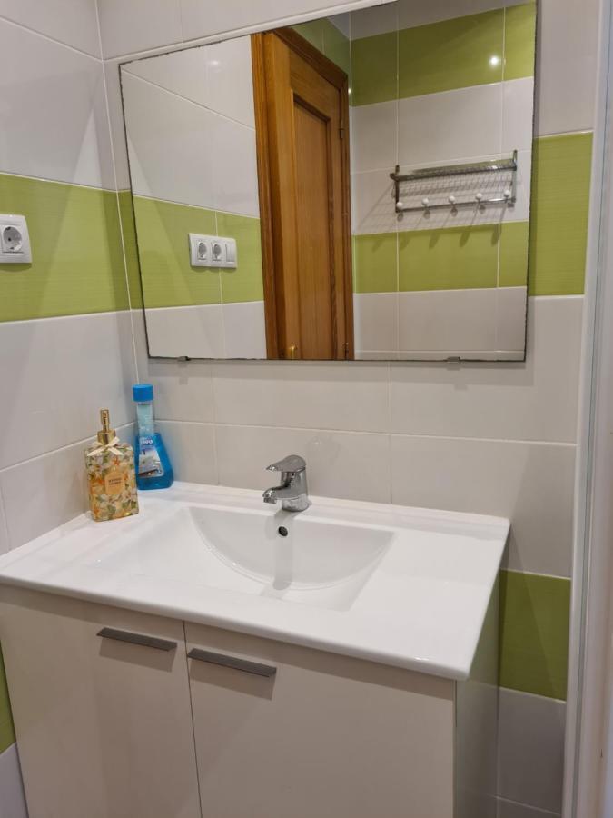 Habitacion Con Bano Privado- En Casa Familiar Beatriz Валенсия Екстериор снимка