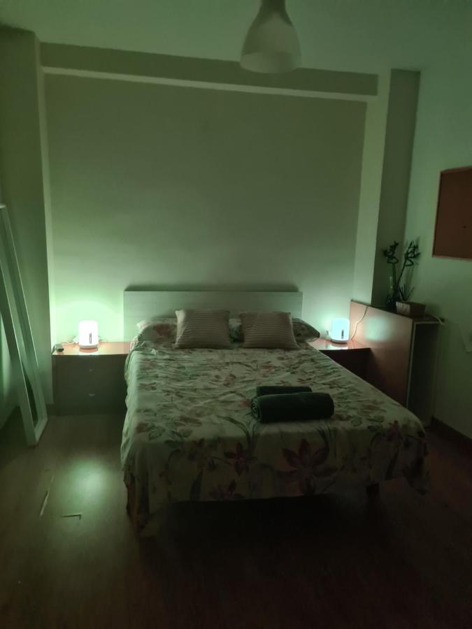 Habitacion Con Bano Privado- En Casa Familiar Beatriz Валенсия Екстериор снимка